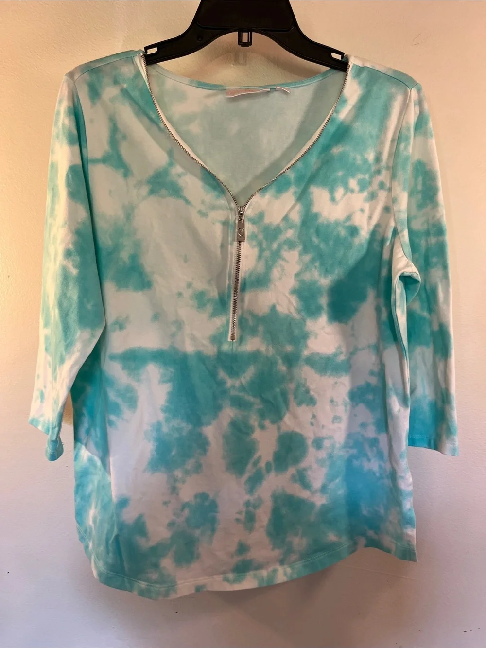 Belle by Kim Gravel Aqua Tie-Dye Zip V-Neck Long Sleeve Top
